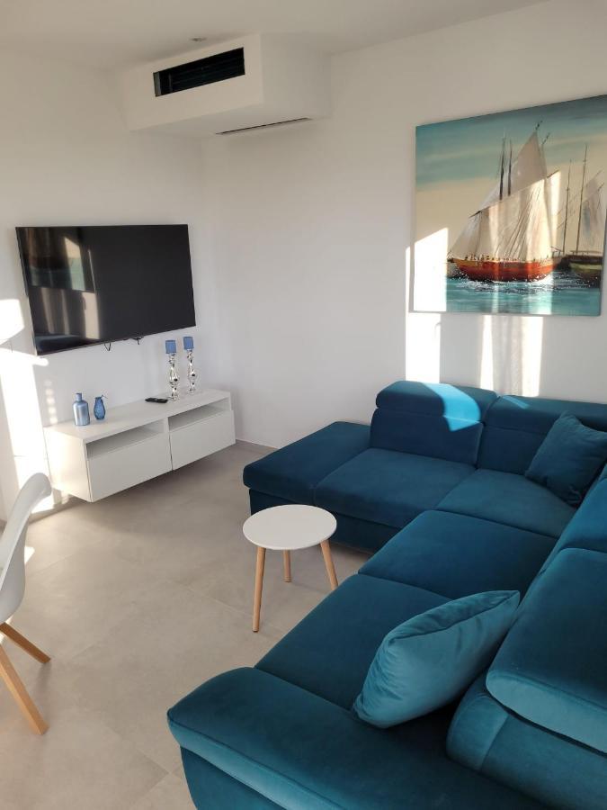 Haus Dalmatia With Heated Pool Appartement Bibinje Buitenkant foto