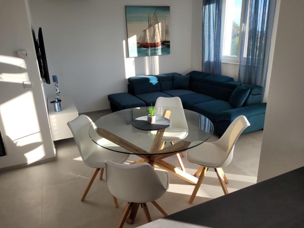Haus Dalmatia With Heated Pool Appartement Bibinje Buitenkant foto