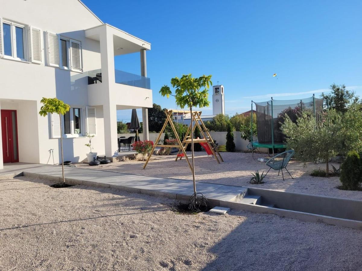 Haus Dalmatia With Heated Pool Appartement Bibinje Buitenkant foto