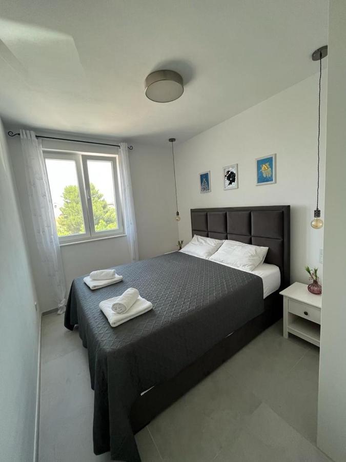 Haus Dalmatia With Heated Pool Appartement Bibinje Buitenkant foto