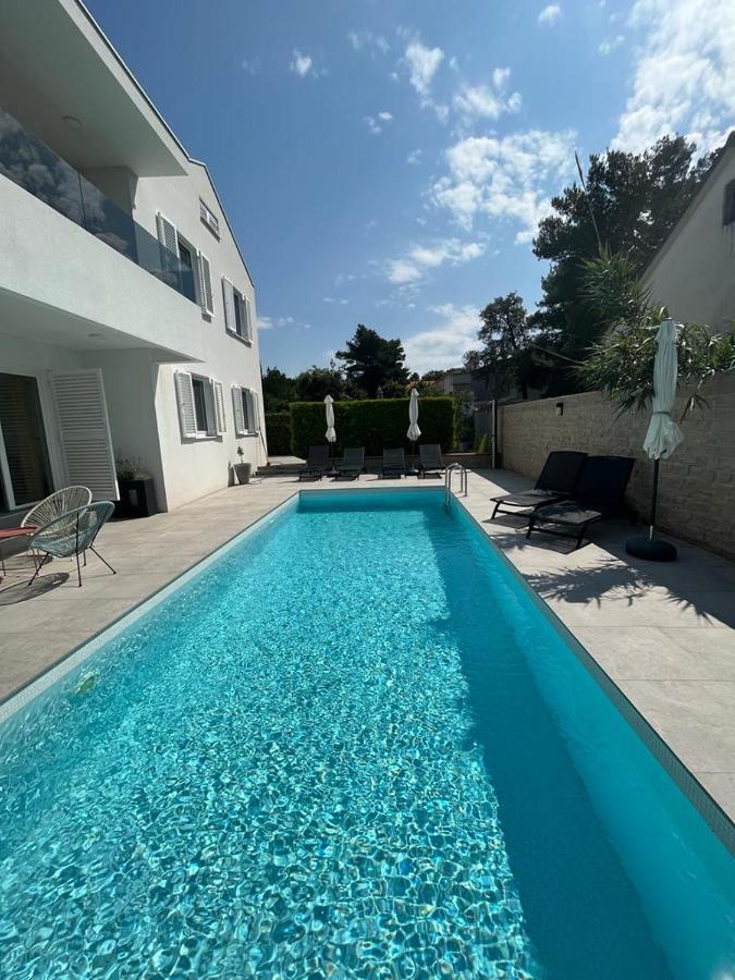 Haus Dalmatia With Heated Pool Appartement Bibinje Buitenkant foto